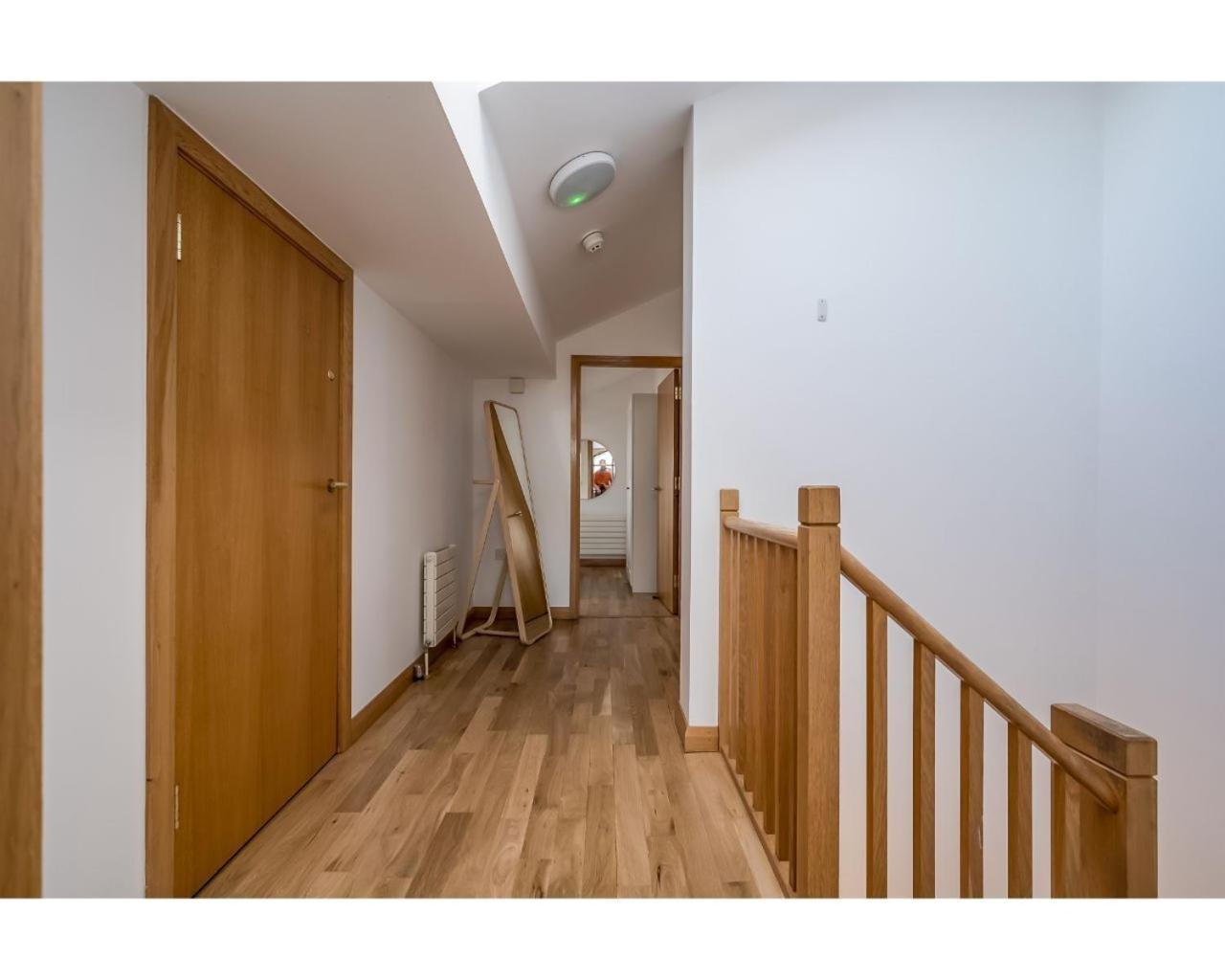 Central Belfast Apartments Pottinger'S Quay Екстериор снимка